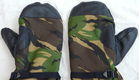 Handschoenen, Gevechts, Winter, Gevoerd, Woodland Camouflage, KL, maat: 10, 1995.(Nr.2) - 1 - Thumbnail