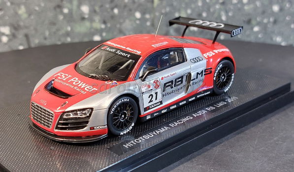 Hitotsuyama Racing Audi R8 LMS 2011 1:43 Ebbro 038 - 1