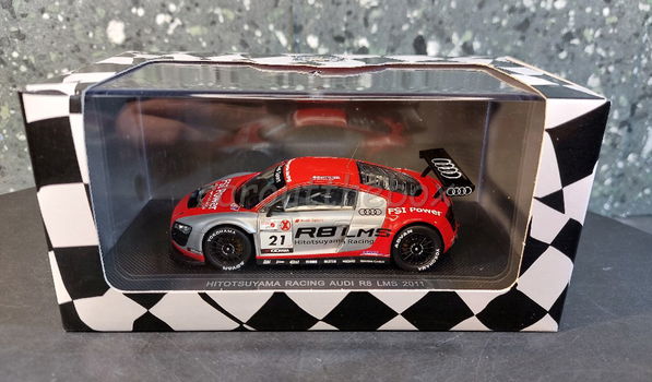 Hitotsuyama Racing Audi R8 LMS 2011 1:43 Ebbro 038 - 3