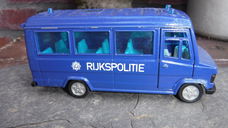 Siku 1921 nl rijkspolitie bus