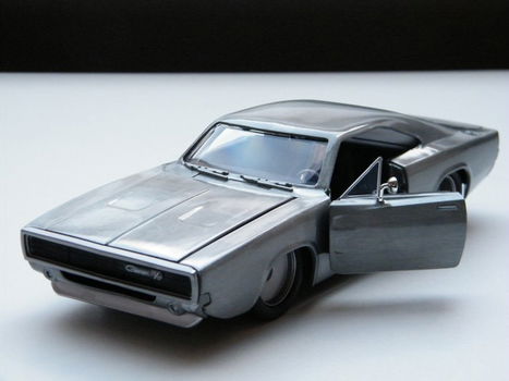 modelauto Dodge Charger – Fast Furious 7 -Polish Metal- Jada 1:24 - Black Friday - 4