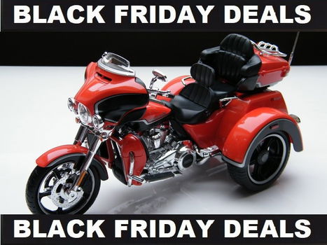 Miniatuur model motor – Harley Davidson – CVO TRI GLIDE – Maisto 1:12 Black Friday - 0