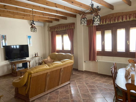 Spanje, Pinoso, Alicante: Centraal gelegen in het dorp, in prijs verlaagd van 260.000 -240.000 euro - 7