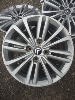 16’’Inch Origineel Citroen Velgen Zonder banden Steek 4x108 - 7