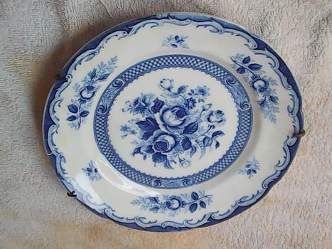 Mooi Japans bord merk Blue Rose rozenmotief blauw/wit fine Chine porselein diameter 19,5cm - 0