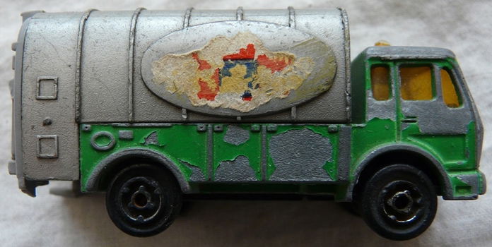 Modelauto, Majorette, Schaal 1:100, No.218 - Mercedes-Benz NG Garbage Truck - Green, 1982-1984.(1) - 6