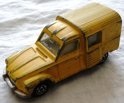 Modelauto, Majorette, Schaal 1:60, No.235 - Citroën Acadiane - Yellow, 1983-1985.(Nr.1) - 0