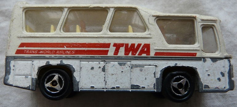 Modelauto, Majorette, Schaal 1:87, No.262 - Minibus - White, 1984-1985.(Nr.1) - 6