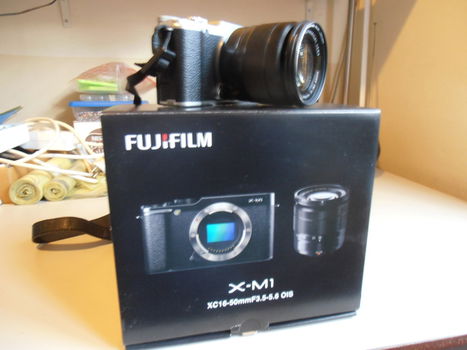 Fuji X-M1 digitale camera complete set - 0