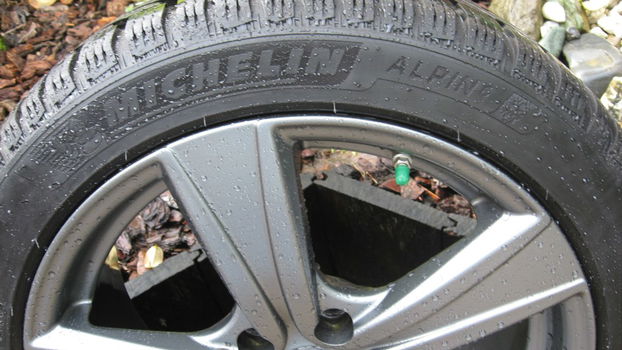 Michelin winterbanden op lichtmetalen velg 225/45/17 94V XL - 2