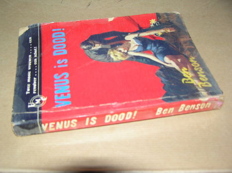 Ben BensonVENUS IS DOOD(UMC-Real 165) - 2