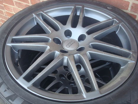 19 Inch Originele RS4 Antraciet Audi TT Velgen Steek 5x112 - 7