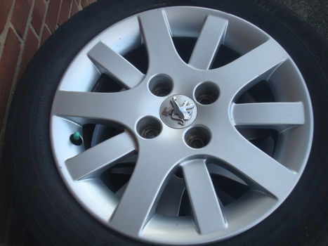 15 Inch Hockenheim Velgen Peugeot 207 CC 4x108 - 7