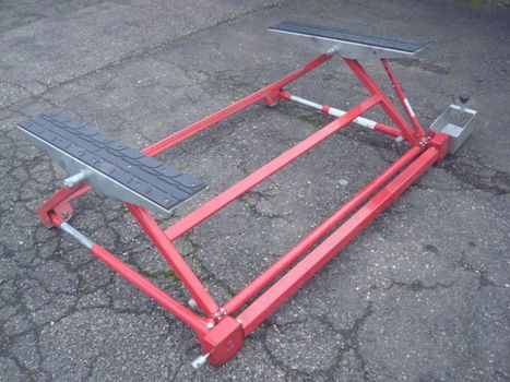 Mobiele mechanische autolift 1,5T 550mm MW Tools - 2