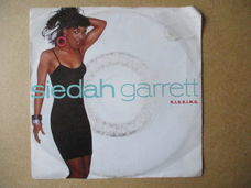s2322 siedah garrett - kissing