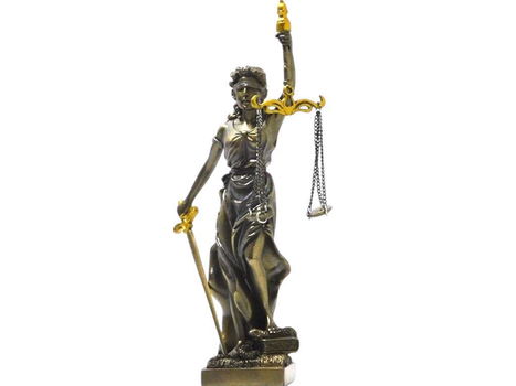 vrouw justitia - 7