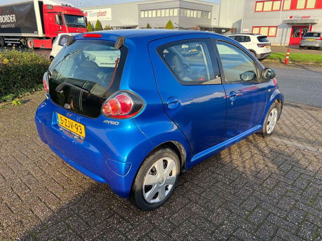 Toyota Aygo 1.0 12V Vvt-i 5DRS 2012 Blauw Airco,APK€3250.- - 2