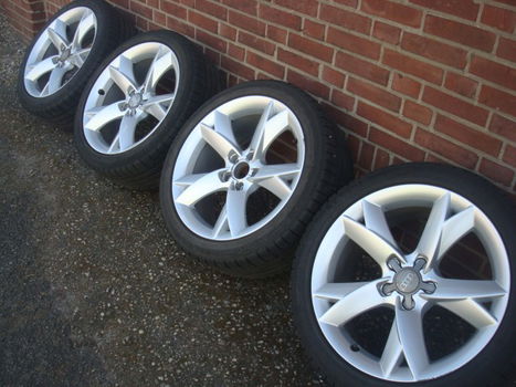 18” Audi A8 Velgen met Banden 5x112 Audi A4 A6 A8 - 2