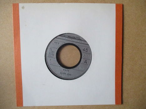 s2647 elton john - nikita 2 - 0