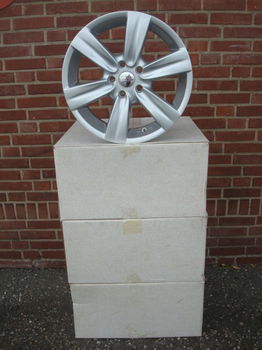 17'' inch Devtno Velgen Vito Steek 5x112 - 4