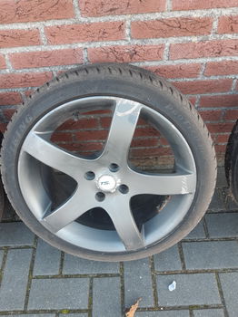 Fiat punto velgen 17 inch - 1