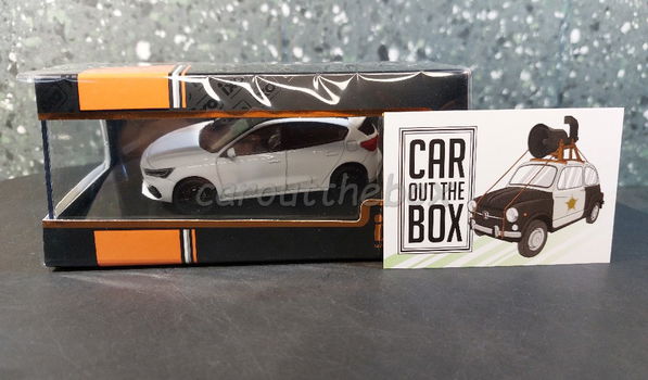 Ford Focus ST 2022 wit 1:43 Ixo V1075 - 4