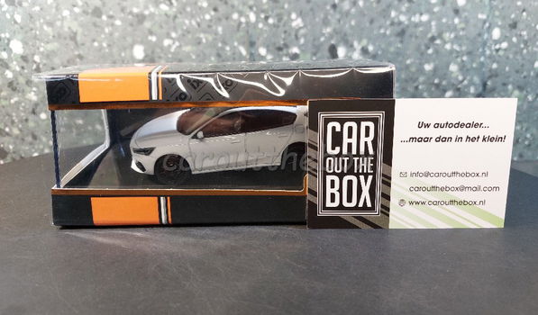 Ford Focus ST 2022 wit 1:43 Ixo V1075 - 5