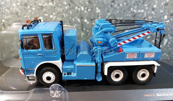 MAN F8 26.281 bergings truck blauw 1:43 Ixo V1085 - 0