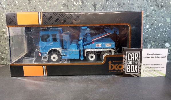 MAN F8 26.281 bergings truck blauw 1:43 Ixo V1085 - 5