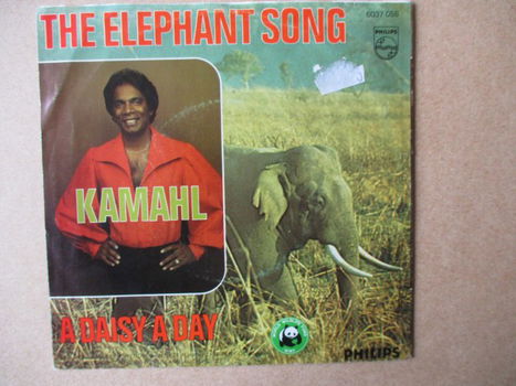s2828 kamahl - the elephant song 2 - 0