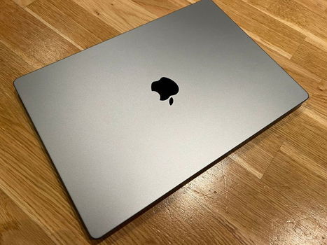 MacBook Pro 16 - 5