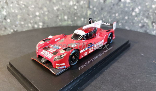 Nissan GT-R LM Nismo # 22 2015 Le Mans 1:43 Ebbro 051 - 1