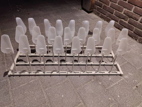 Ikea schoenenrek - erg gemakkelijk om de schoenen op te bergen, - 0