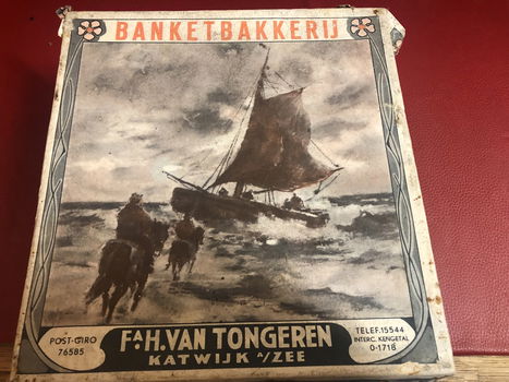 Oud banket bakkers blik ´van Tongeren´ Katwijk. - 7