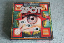 Spot - een zoeklicht spel