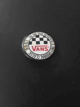 Vans button - 0