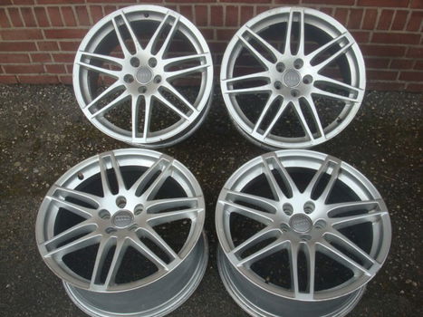 19 Originele Audi rs 4 Velgen TT Steek 5x112 - 4