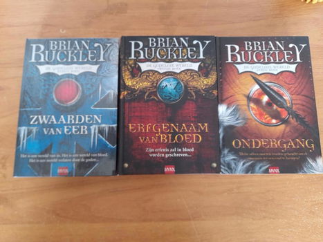 Ruckley, Brian: De godeloze wereld trilogie HC - 0