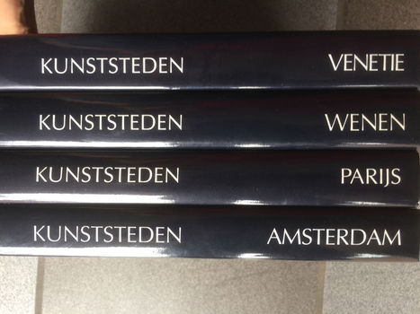 Boeken artis historia ( kunststeden ) in prima staat - 2