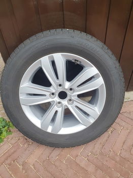 Set goede winterbanden 225/60/17 Bridgetone op lichtmetalen velg - 0