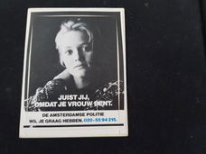 Sticker de Amsterdamse politie wil je graag hebben.