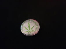 Button Legalise it campaign