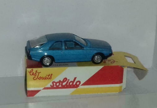 Renault Fuego (solido) Nr.83 - 1