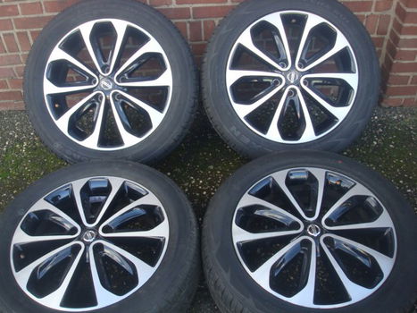 18’’Inch Originele Nissan Qashqai Velgen en Banden 5x114.3 - 5