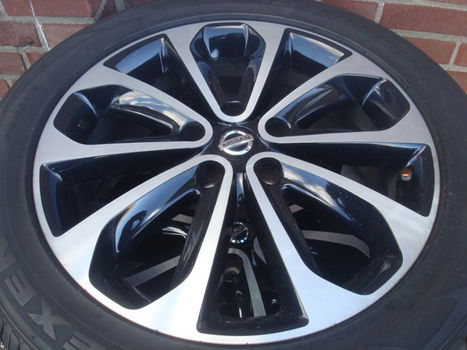 18’’Inch Originele Nissan Qashqai Velgen en Banden 5x114.3 - 7