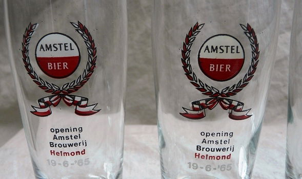 Set Bierglazen, Merk: Amstel, Inhoud: 0,25L, Opening Brouwerij Helmond, 1965, 4 stuks. - 1