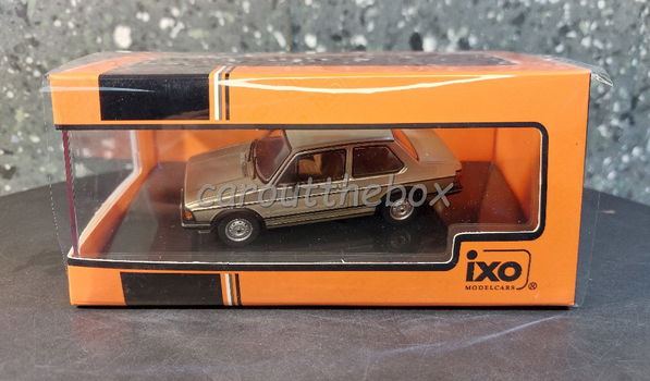 Volkswagen Jetta 1979 bruin 1:43 Ixo V1099 - 3