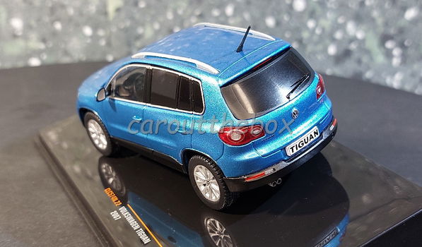 Volkswagen Tiguan 2007 blauw 1:43 Ixo V1100 - 2