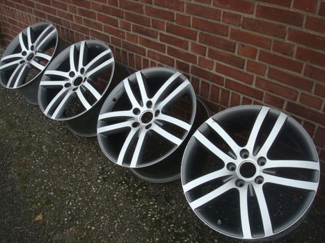 20’’Inch Originele S-line Audi Q7 Porsche Cayenne Velgen 5x130 - 1