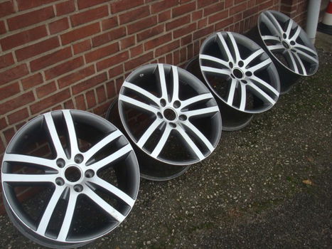 20’’Inch Originele S-line Audi Q7 Porsche Cayenne Velgen 5x130 - 2